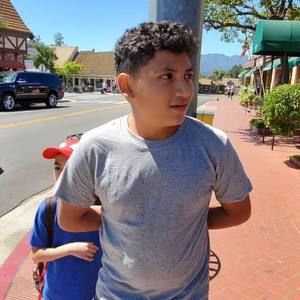 Meet your Posher, Jose raul